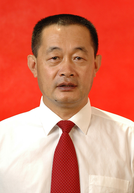 摄影教师   张健骐