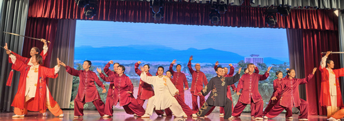 5.太极拳剑组合 《银龄武韵·太极万象流金》 太极表演班.jpg